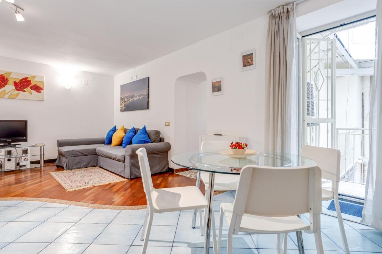 Guesthost - Casa Querida Central & Elegant Flat Napoli Esterno foto