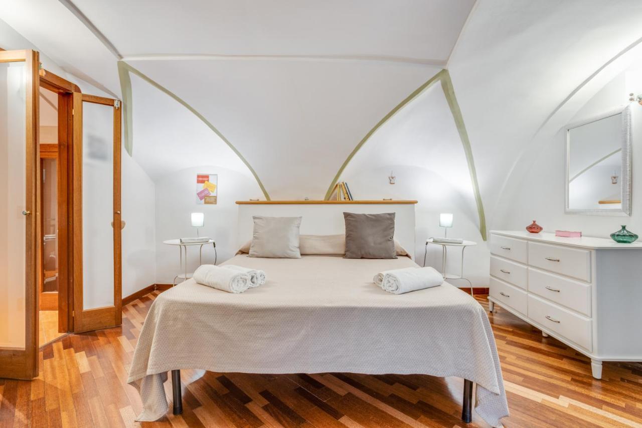 Guesthost - Casa Querida Central & Elegant Flat Napoli Esterno foto