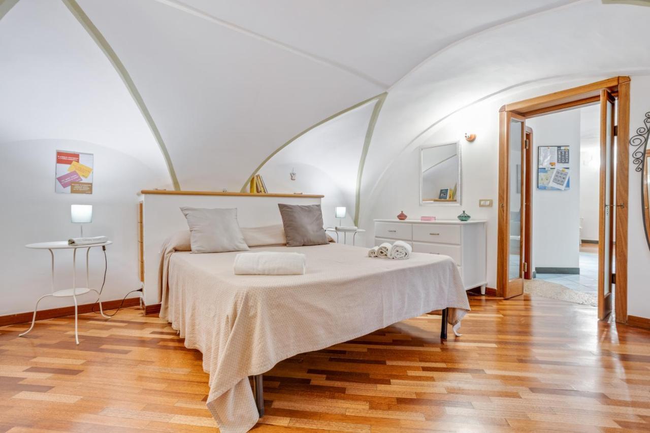 Guesthost - Casa Querida Central & Elegant Flat Napoli Esterno foto