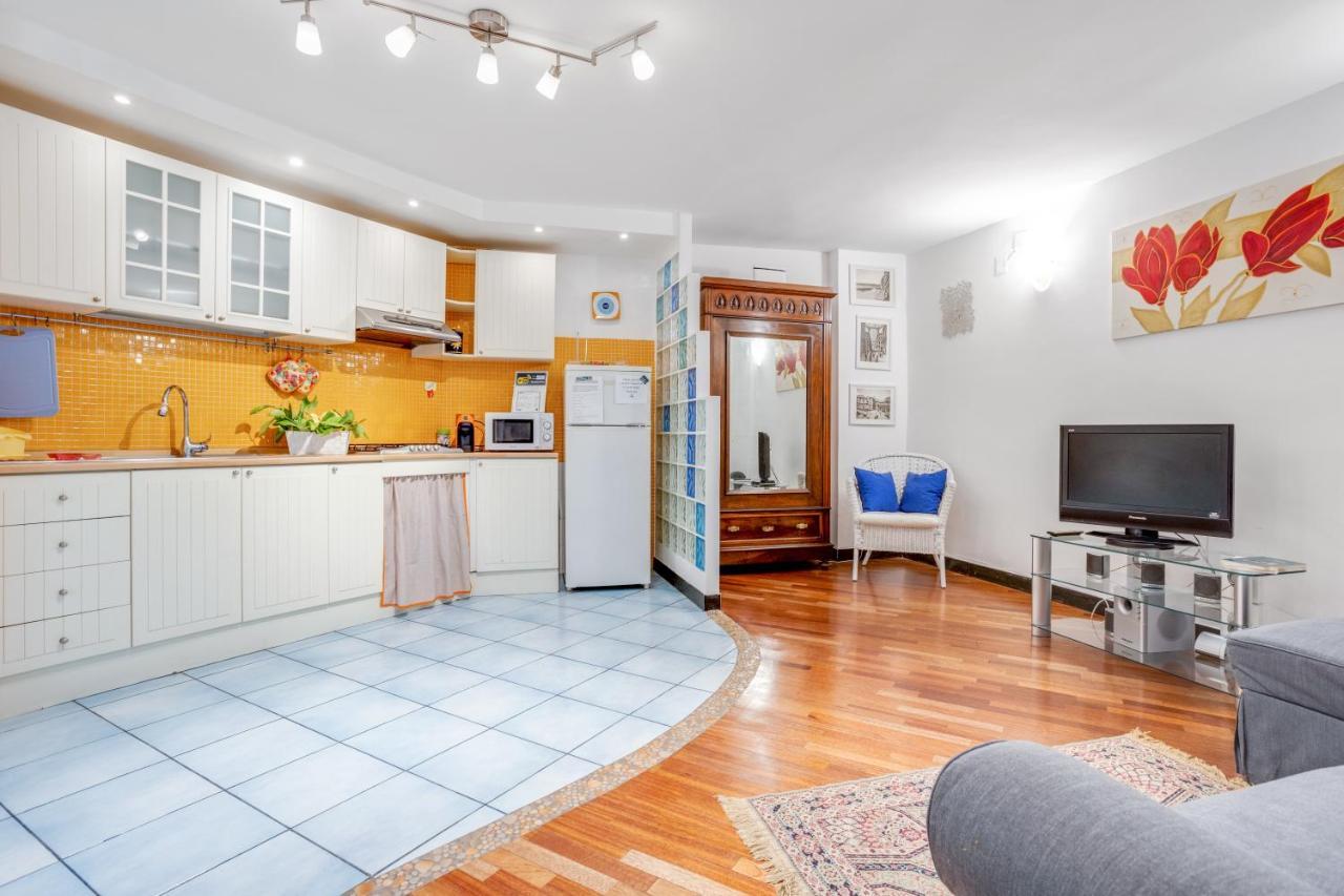 Guesthost - Casa Querida Central & Elegant Flat Napoli Esterno foto