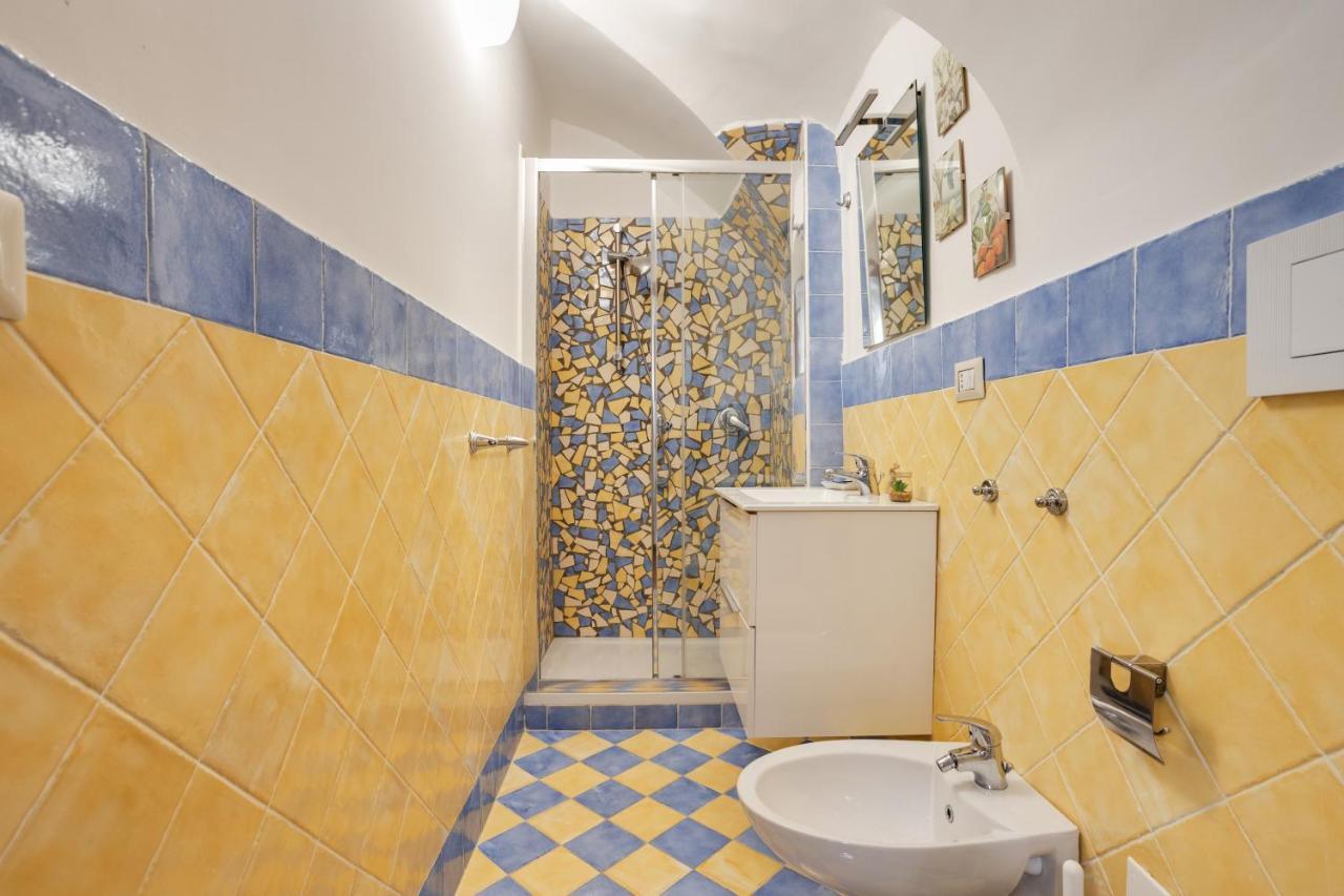 Guesthost - Casa Querida Central & Elegant Flat Napoli Esterno foto